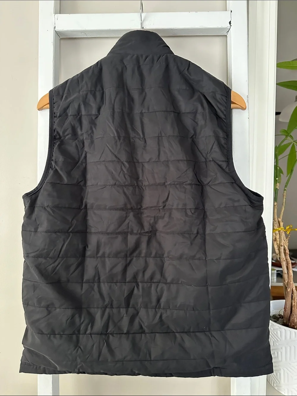Banana Republic Lightweight Outerwear Vest